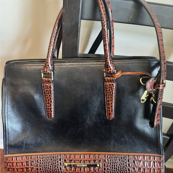 Black and brown Brahmin designer purse - Picture 3 of 6